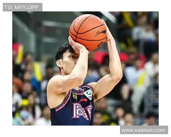 胡金秋的篮球之路：从青涩少年到CBA明星的奋斗故事与荣耀时刻